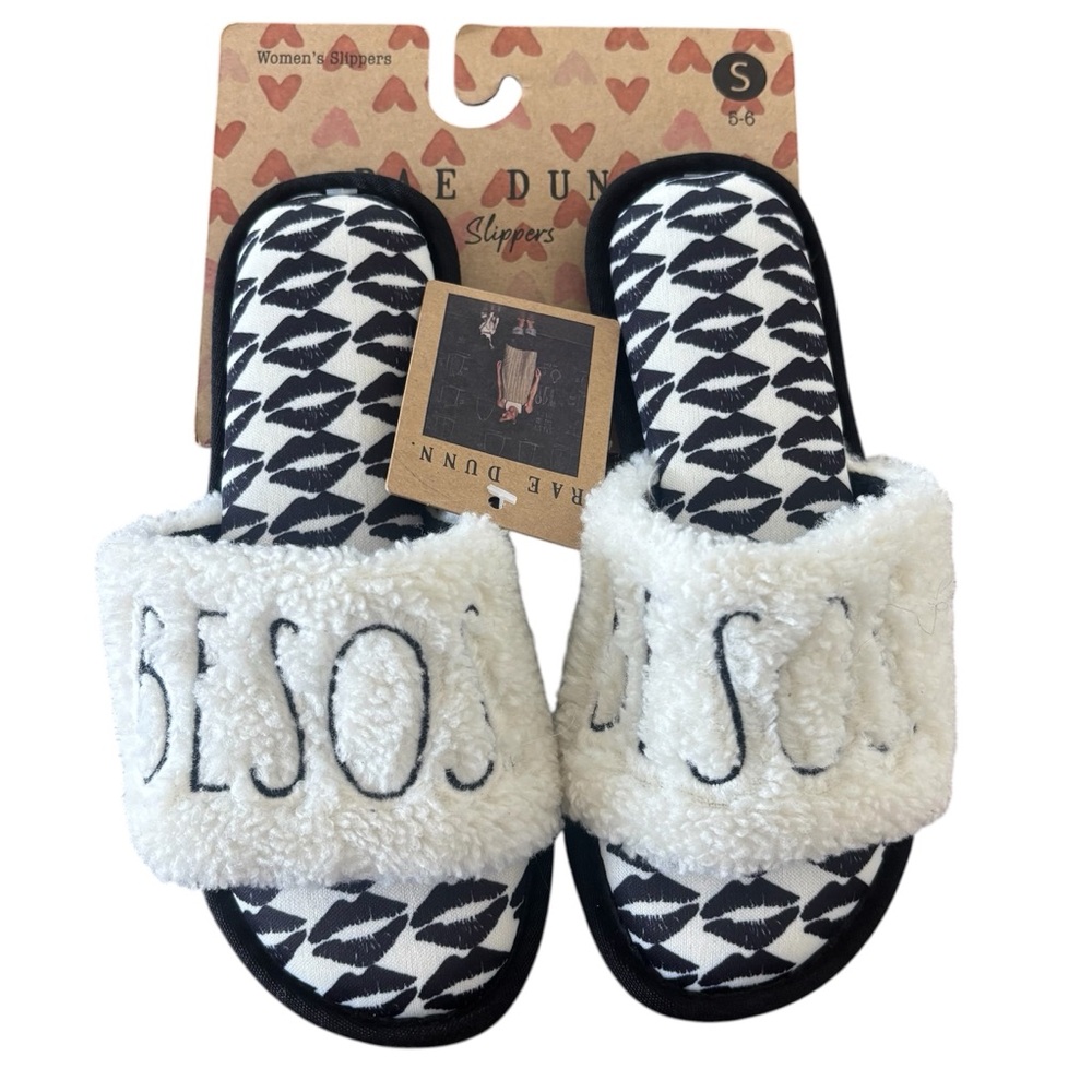 Rae Dunn 'BESOS' Faux Shearling Memory Foam Slide House Slippers Black & White